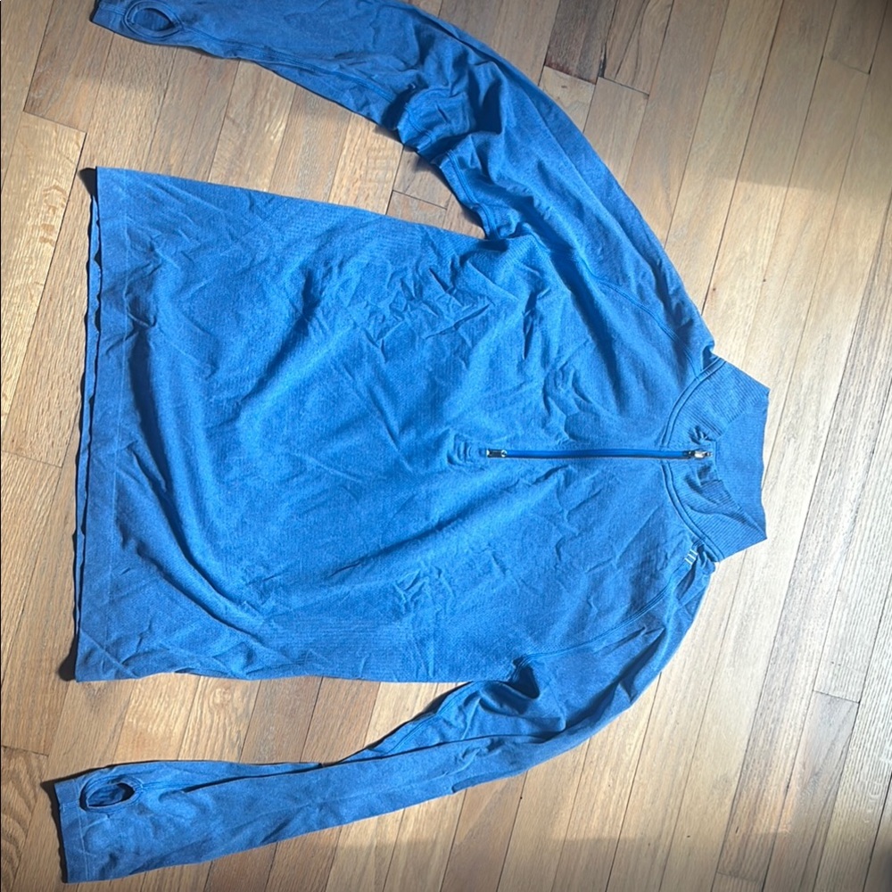 Lululemon Metal Vent Half Zip Size Medium